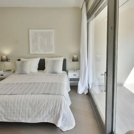 Appartement New 2 Bedrooms 15 Minutes To Palais Des Festivals&beaches! *
